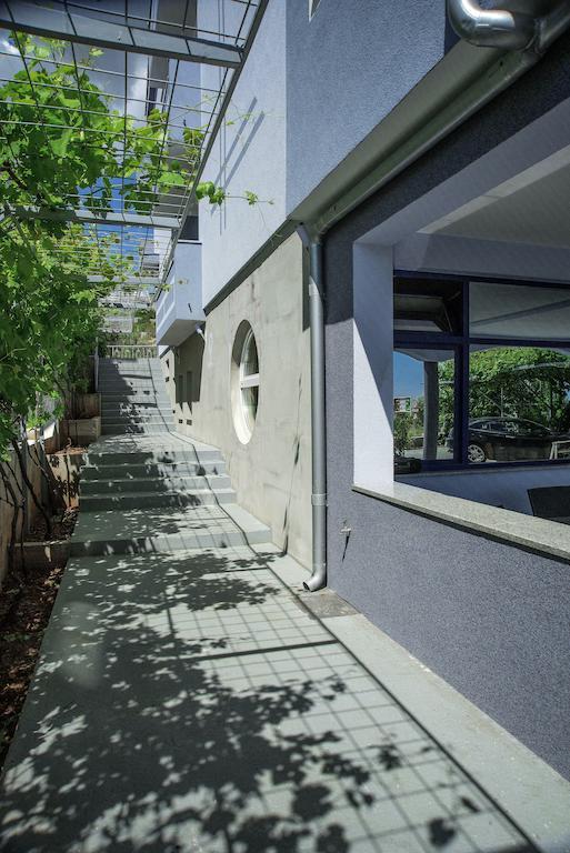 Apartments Peran Šibenik Rum bild